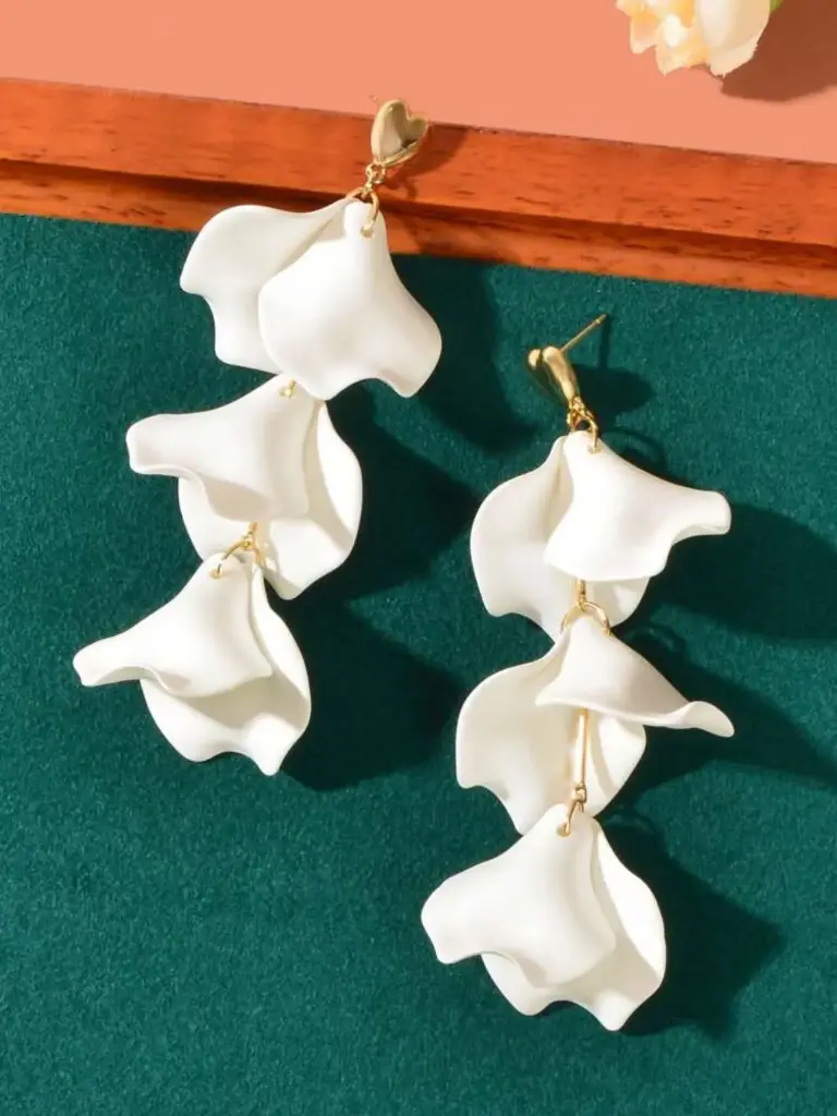 Aretes Petals Blanco