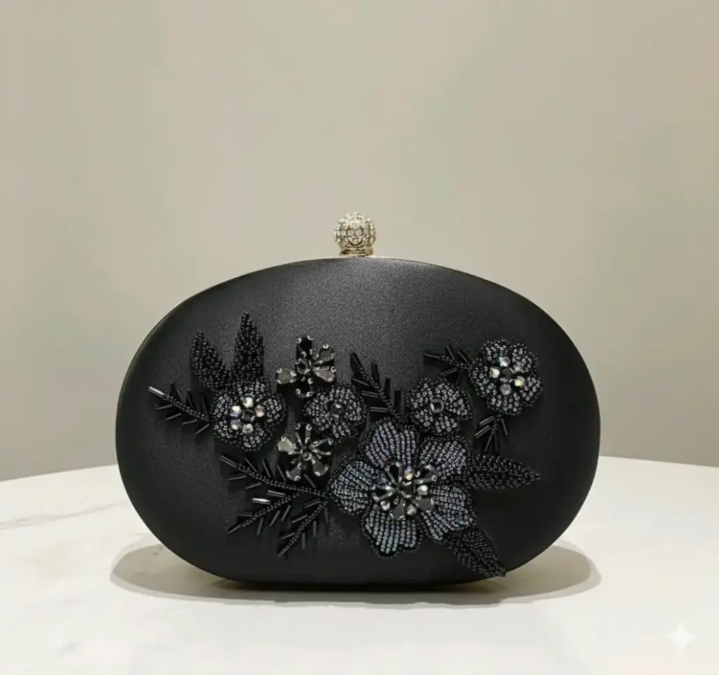  Bolso de mano con flores - Negro