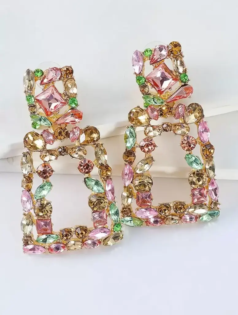 Aretes Juran
